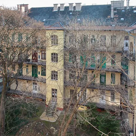 Self Check-in Eco In The Heart Of Buda *