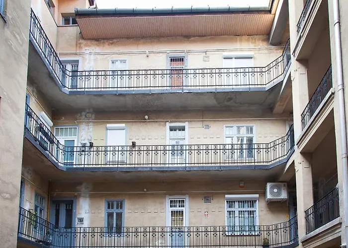Self Check-in Eco In The Heart Of Buda Lejlighed