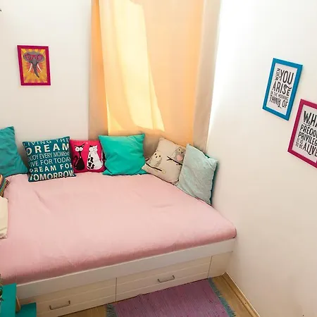 Apartment Self Check-in Eco In The Heart Of Buda